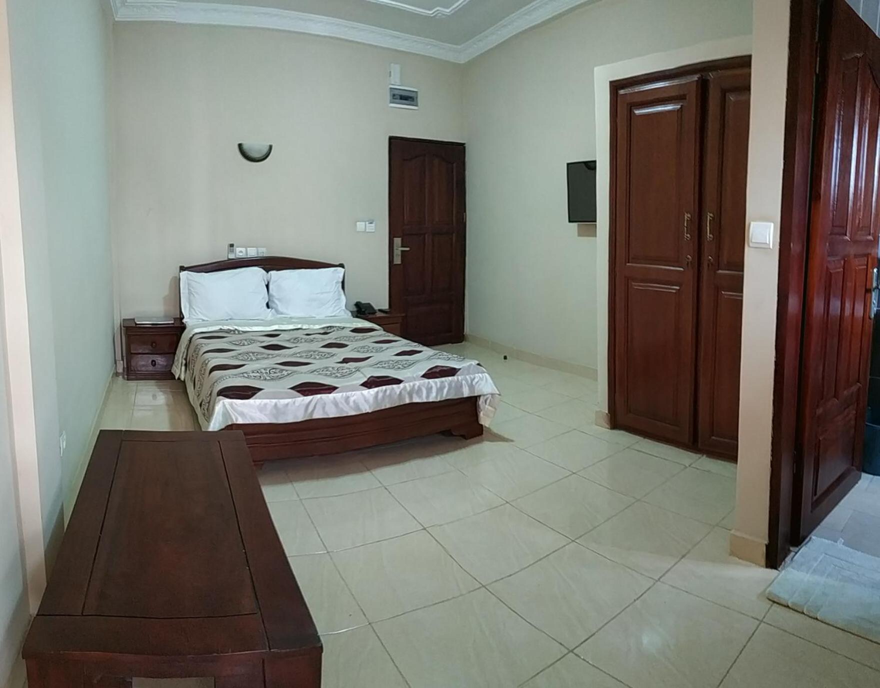 Yaoundé Nikita Hotel מראה חיצוני תמונה