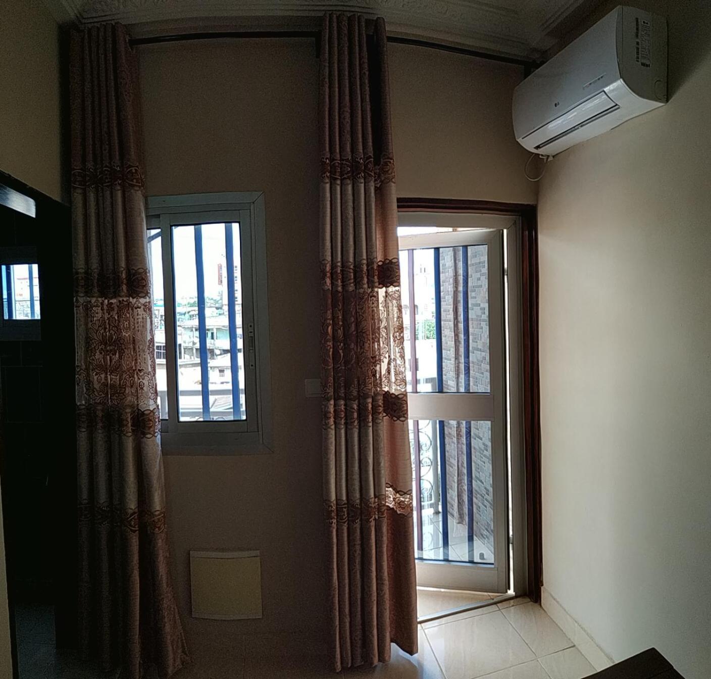 Yaoundé Nikita Hotel מראה חיצוני תמונה