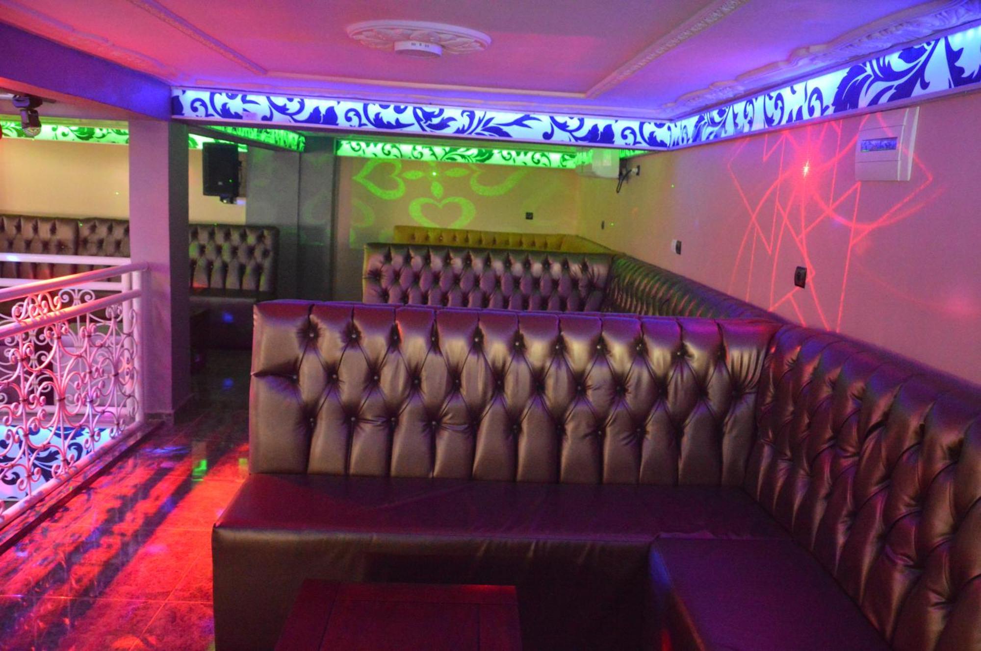 Yaoundé Nikita Hotel מראה חיצוני תמונה