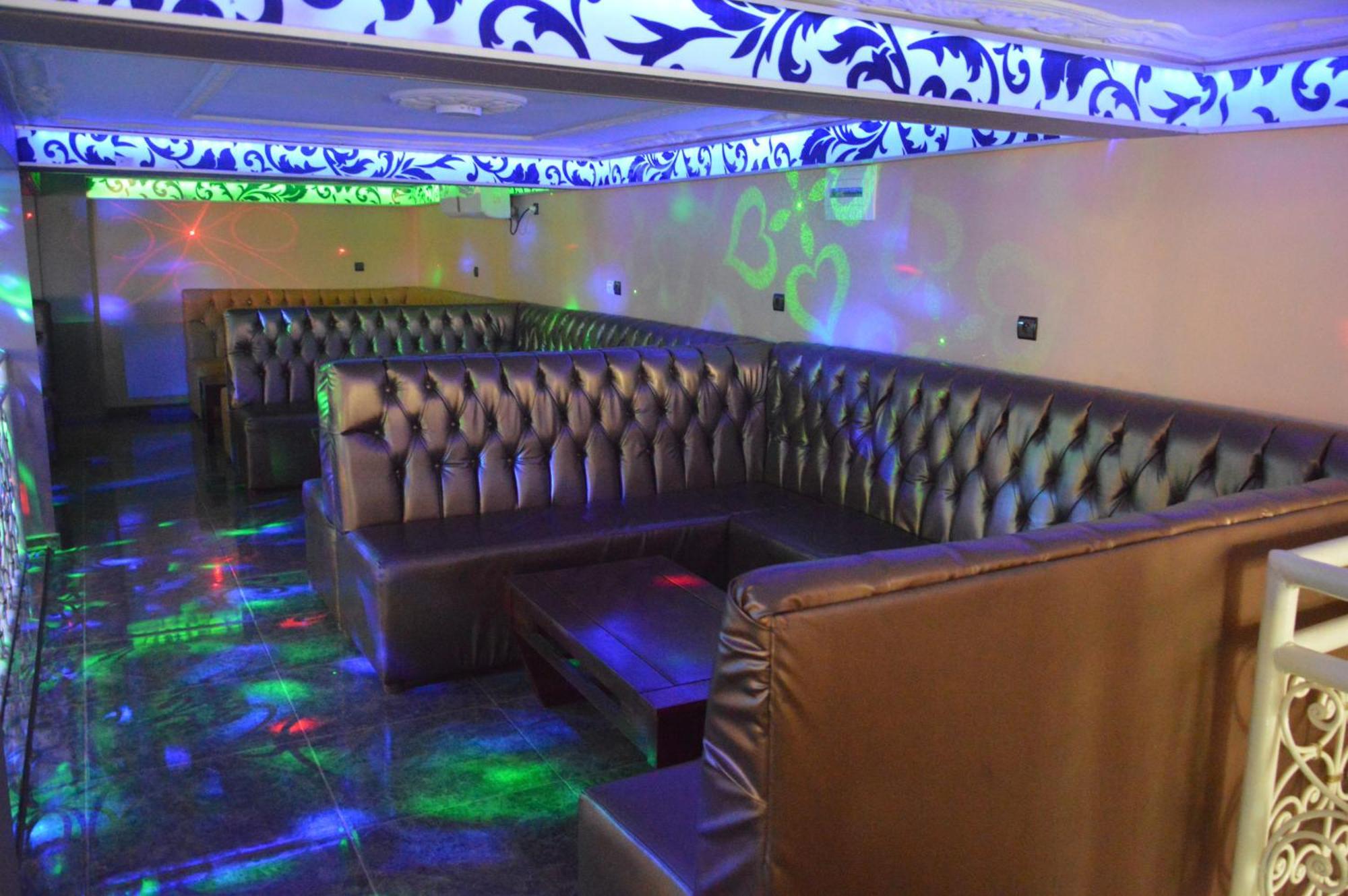 Yaoundé Nikita Hotel מראה חיצוני תמונה