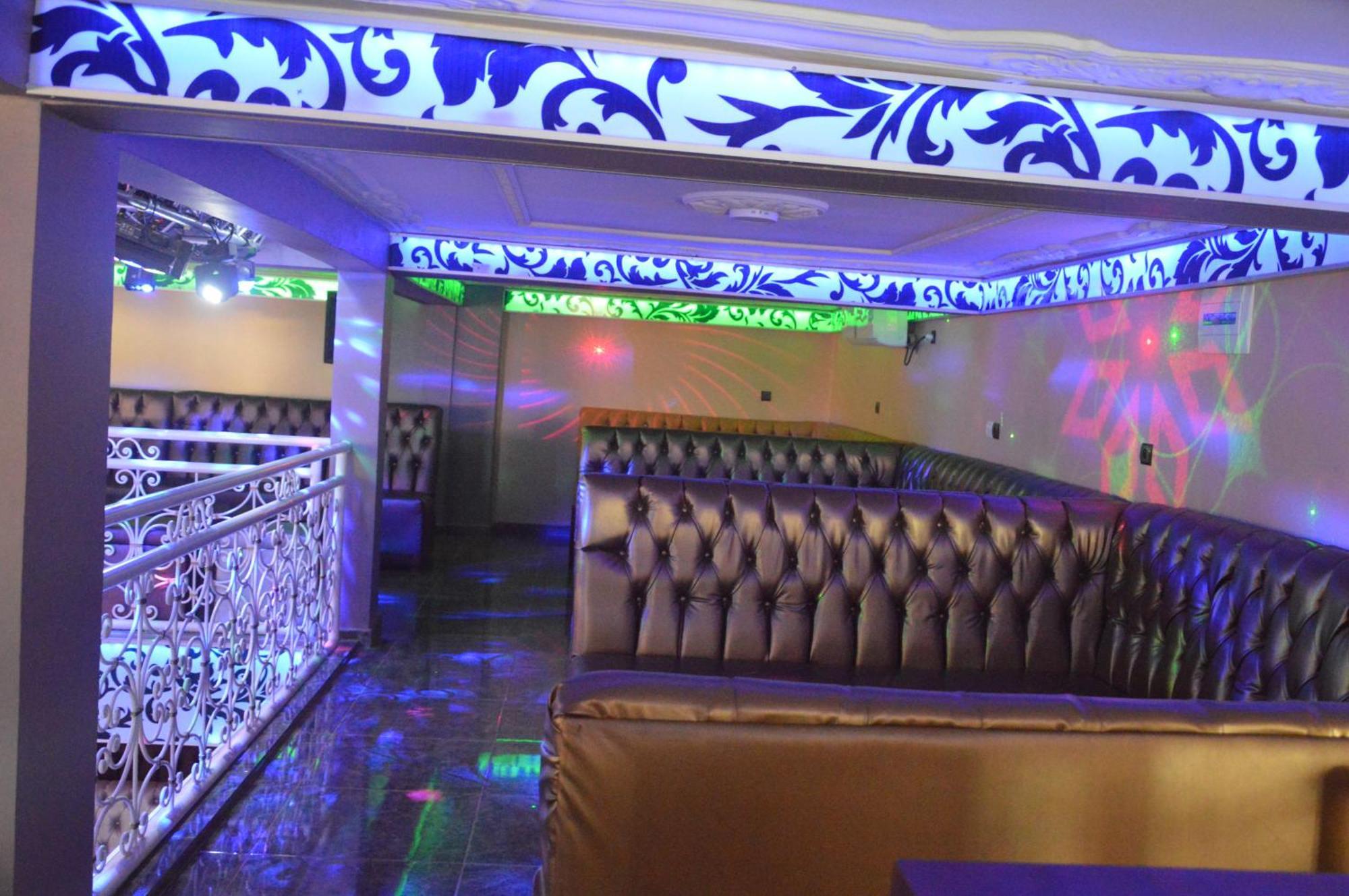 Yaoundé Nikita Hotel מראה חיצוני תמונה